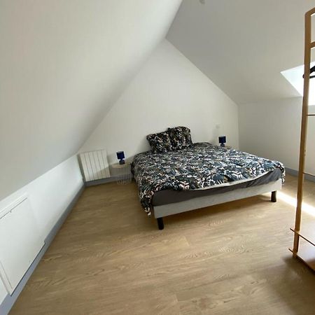 Gite Avec Chambre Mezzanine Pour 2 Pers Brehal Exterior photo